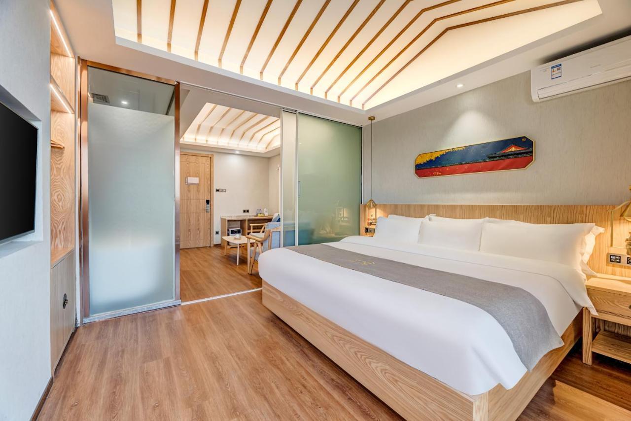Happy Dragon Saga Hotel: Garden Terrace in City Center Beijing Exterior photo