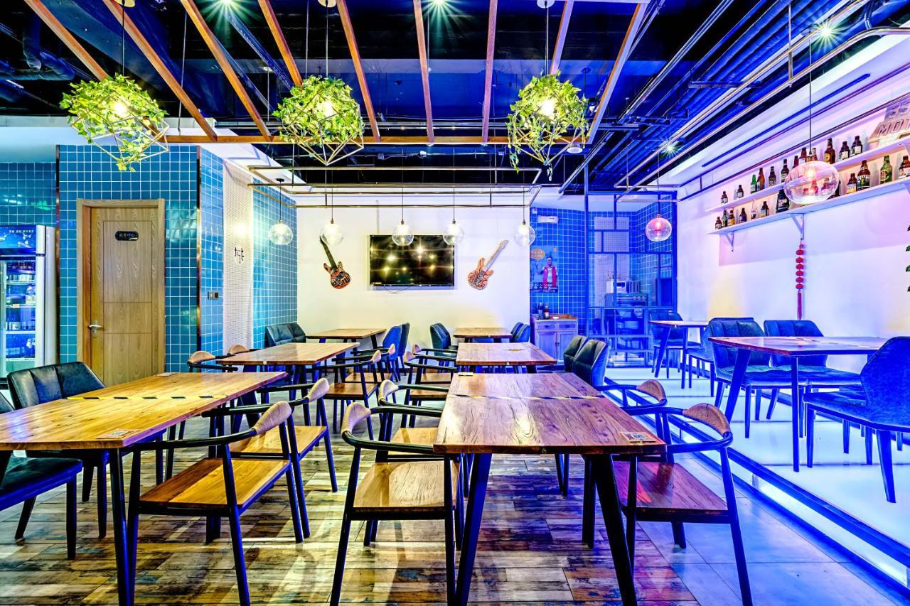 Happy Dragon Saga Hotel: Garden Terrace in City Center Beijing Exterior photo